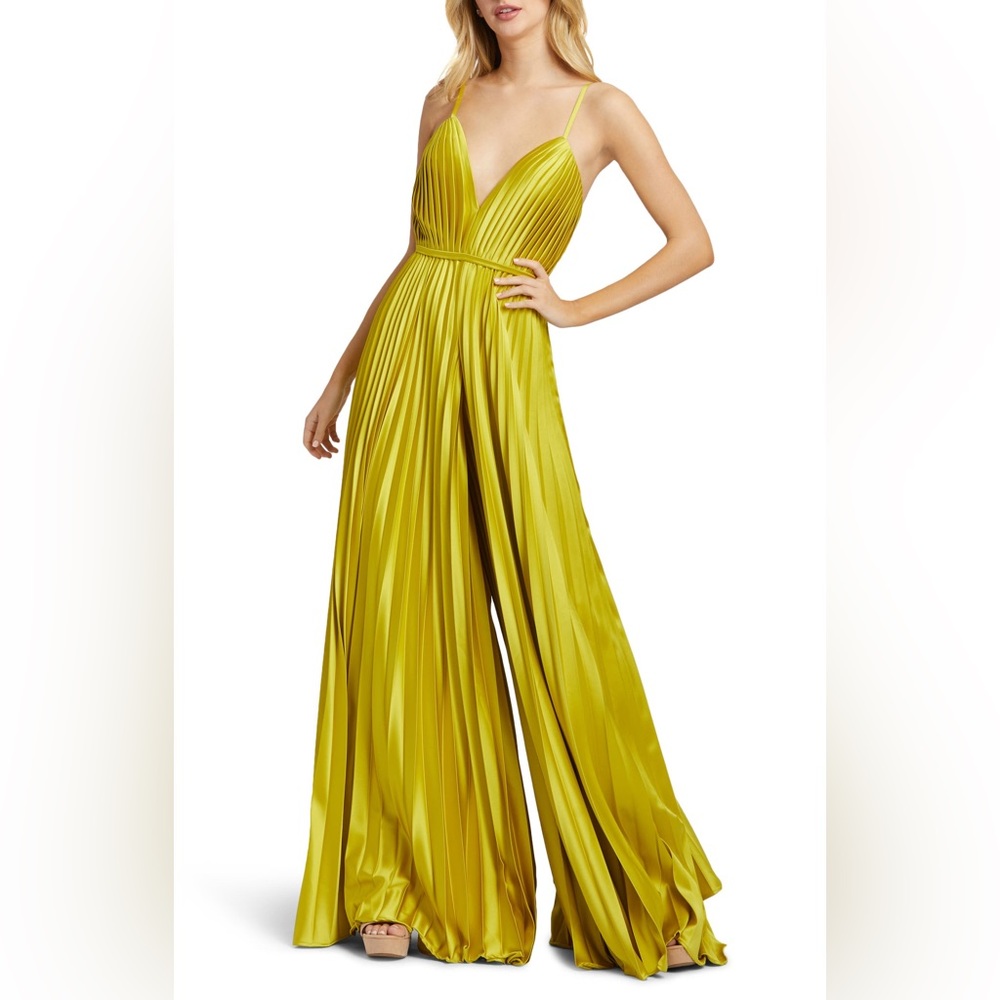 Ieena for Mac Duggar Pleated Jumpsuit